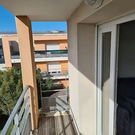 Cosy Avec Terrasse Apartment *