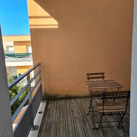 Cosy Avec Terrasse Apartment Pont-de-la-Maye